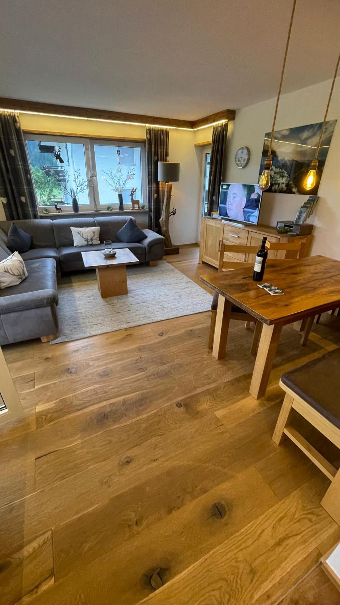 Ferienwohnung Hoehenrausch Бад Хинделанг Екстериор снимка