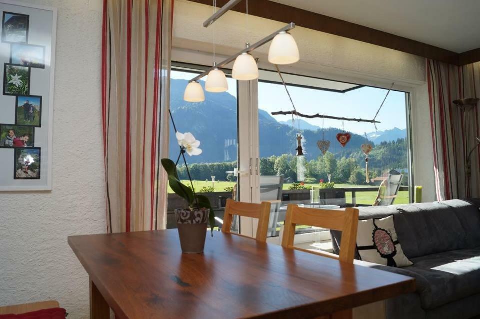 Ferienwohnung Hoehenrausch Бад Хинделанг Екстериор снимка